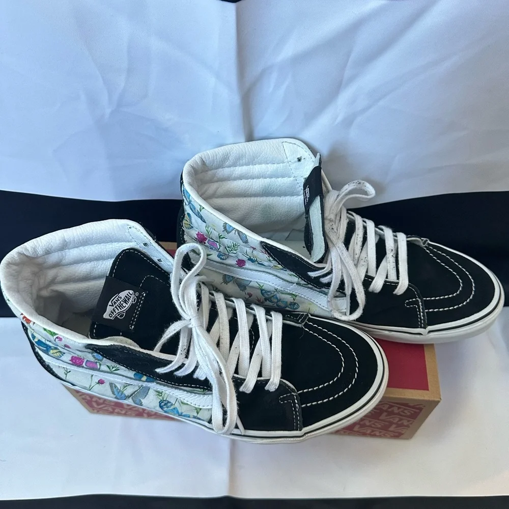 Vans Black and White High-Tops with Floral Accents - Picture 2 of 4